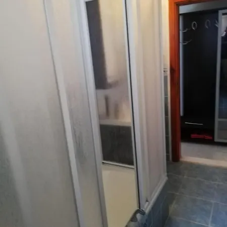 Kadinlar Denizine 100 Metre Kusadası