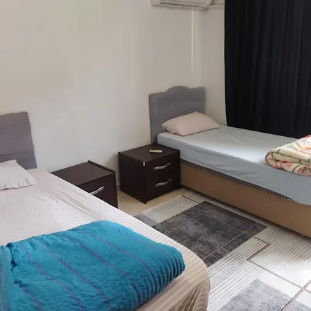 Apartment Kadinlar Denizine 100 Metre Kusadası