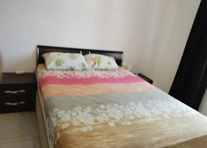 Kadinlar Denizine 100 Metre